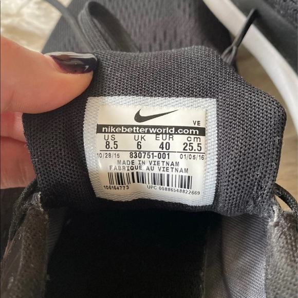 SOLD - Picture 4 of 6